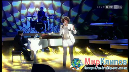Whitney Houston - I Look To You (Live, Wetten Dass, 2009)