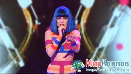 Jessie J - Domino (Live, The X Factor, 10.11.2011)