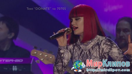 Jessie J - Nobodys Perfect (Live, Children In Need, Rocks, Manchester, 17.11.2011)