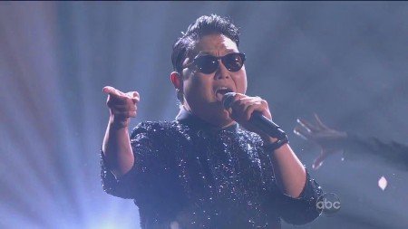 PSY Feat. MC Hammer - Gangnam Style (Live, AMA, 2012)
