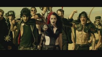 New Years Day - I'm About to Break You