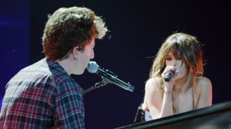 Charlie Puth feat. Selena Gomez - We Don't Talk Anymore (Revival Tour Live Version 2016)