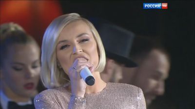 Полина Гагарина - Не пара (Live, Первая Российская национальная музыкальная премия 2015)