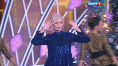 Полина Гагарина - Танцуй со мной ( Live,  Голубой Огонек на Шаболовке 2017)