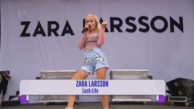 Zara Larsson - Lush Life (Live, V Festival 2016)