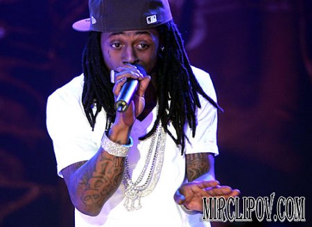 Lil Wayne - Lollipop (Live, SNL)