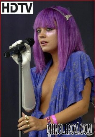 Lily Allen - Live Perfomance (Glastonbury Festival, 2009)