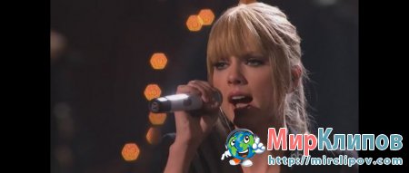 Taylor Swift - Back To December And Aplogize (Live, American Music Awards, 2010)