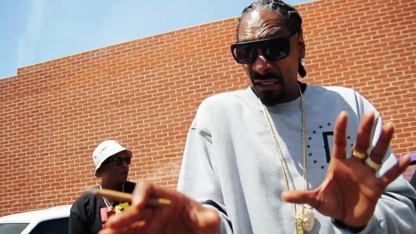 The Outlawz Ft. Snoop Dogg - Karma