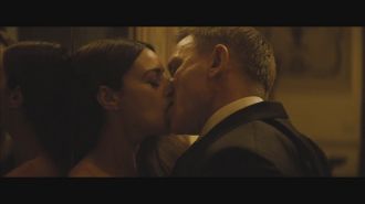 Sam Smith - Writing's On The Wall (from Spectre)
