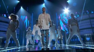 Justin Bieber - Company + Sorry (Live Billboard Music Awards 2016)