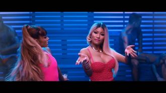 Ariana Grande Feat. Nicki Minaj – Side To Side