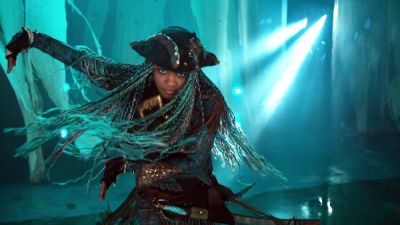China Anne McClain, Thomas Doherty, Dylan Playfair - What's My Name (OST “Descendants 2“)